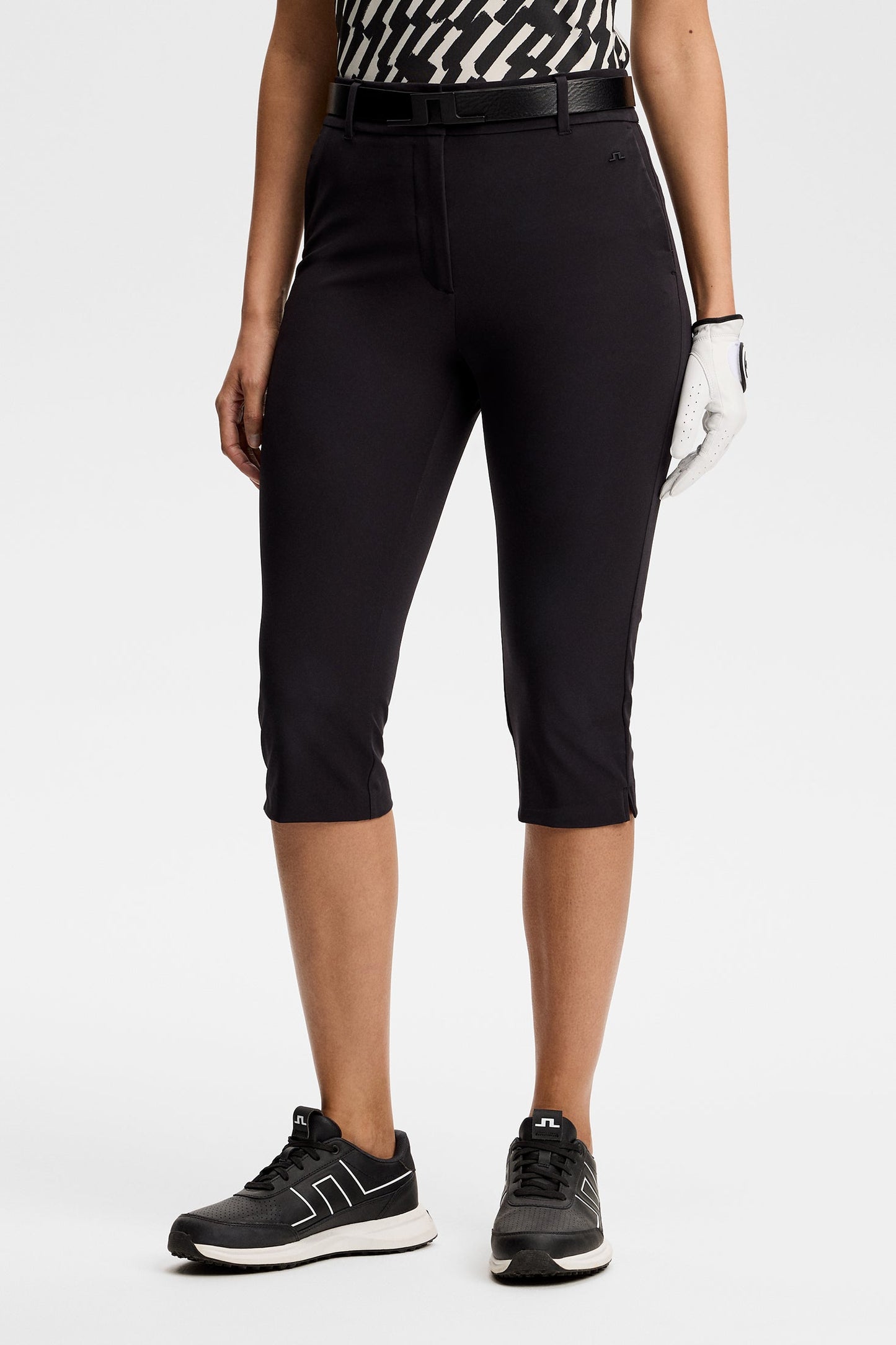 Penny Capri Pant / Black
