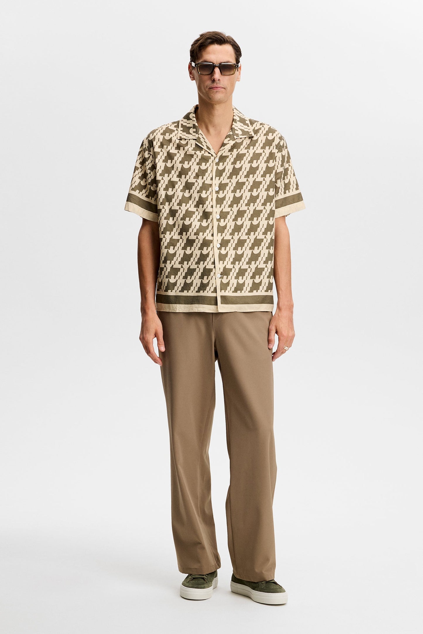 Ellis Border Resort Shirt / Glitch Kalamata